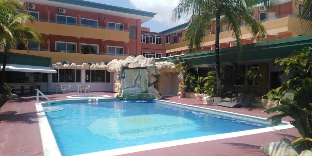 Peten Esplendido Flores Exterior photo